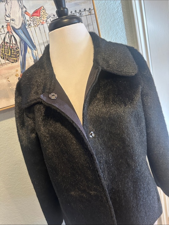Bisou Bisou Jackets & Blazers - Bisou Bisou Sz Medium Black Textured Faux Fur/Suede Pea Coat • NEW!